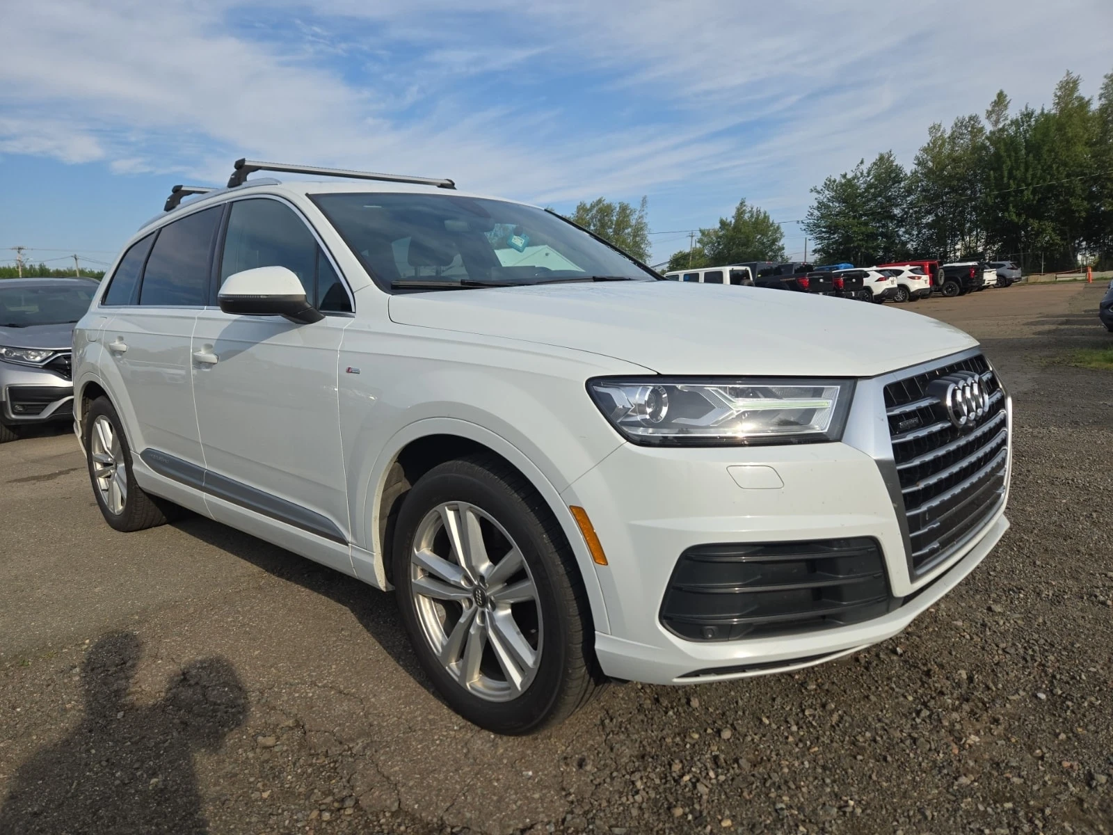 Audi Q7 Progressiv/CARFAX/ПОДГРЕВ/ОБДУХ/ПАНОРАМА/7 МЕСТА, снимка 5 - Автомобили и джипове - 55806829
