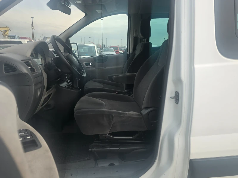 Fiat Scudo 2.0D 136кс 8 места Дълга База, снимка 9 - Бусове и автобуси - 48815544