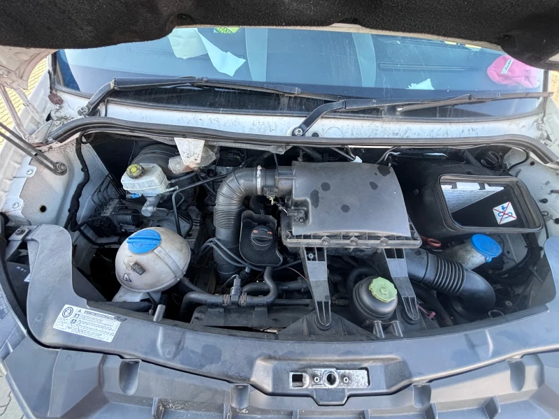 VW Crafter 2.0ТДИ, снимка 13 - Бусове и автобуси - 51527635