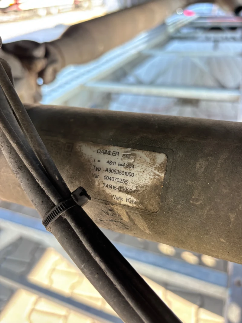 VW Crafter 2.0ТДИ, снимка 11 - Бусове и автобуси - 51527635