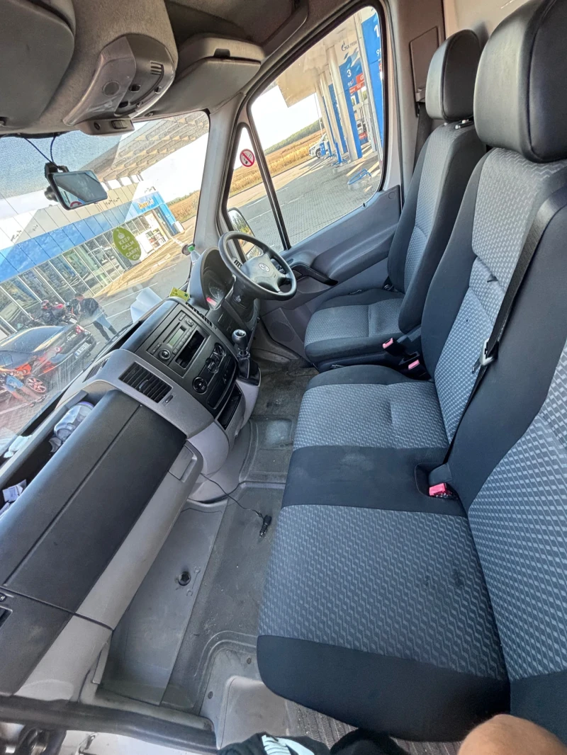 VW Crafter 2.0ТДИ, снимка 9 - Бусове и автобуси - 51527635