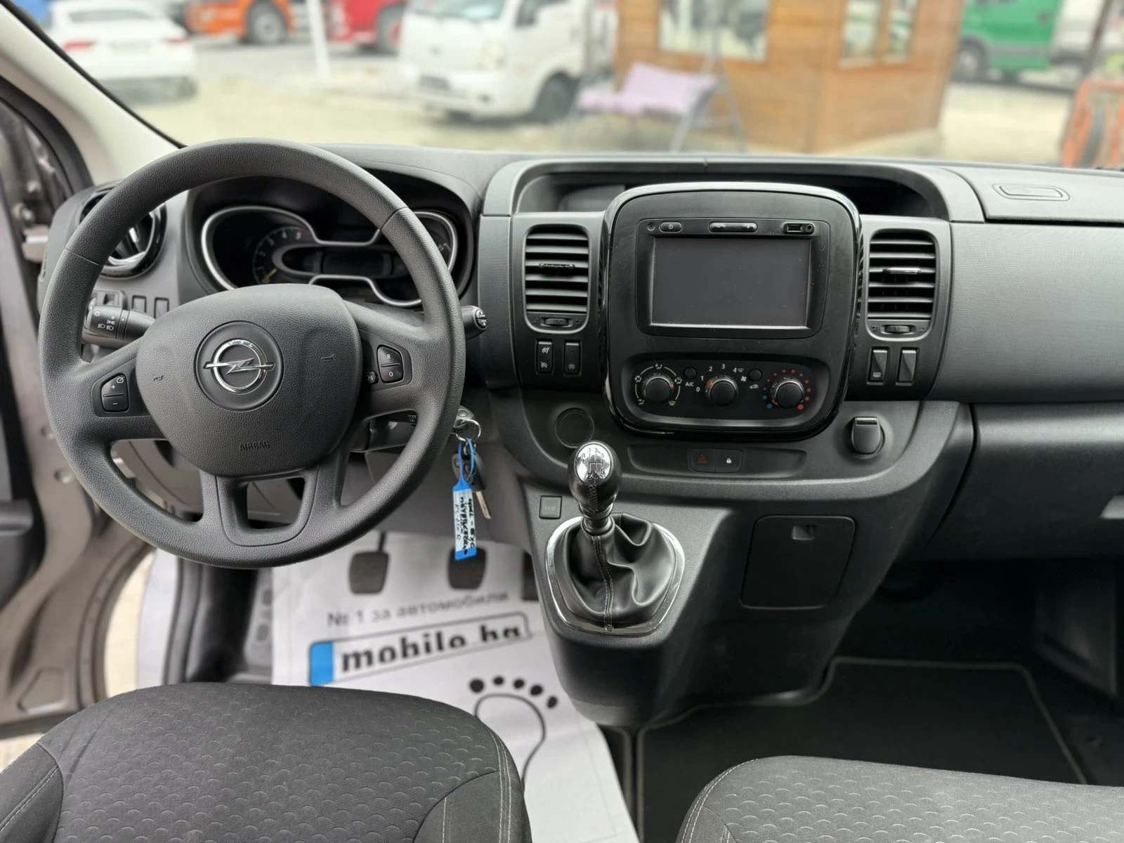 Opel Vivaro  | Mobile.bg   12