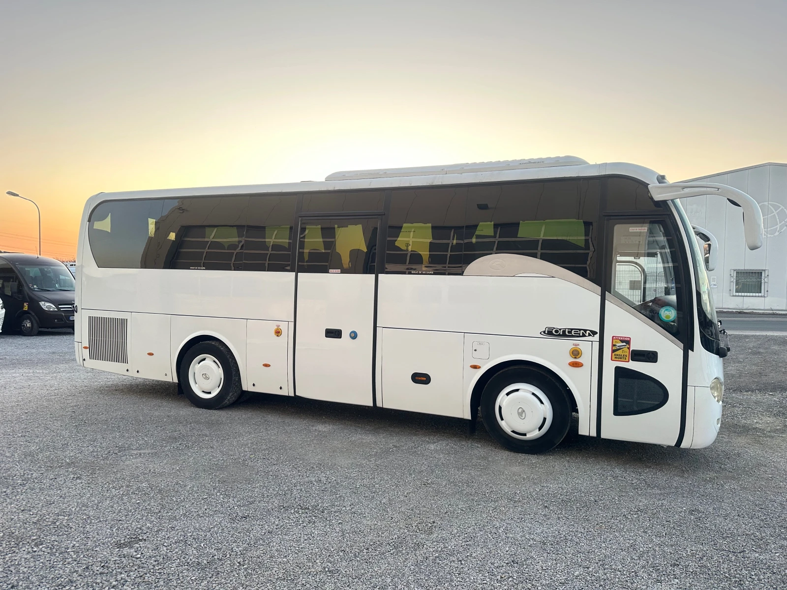 King Long XMQ 6900 Fortem, снимка 7 - Бусове и автобуси - 54320969