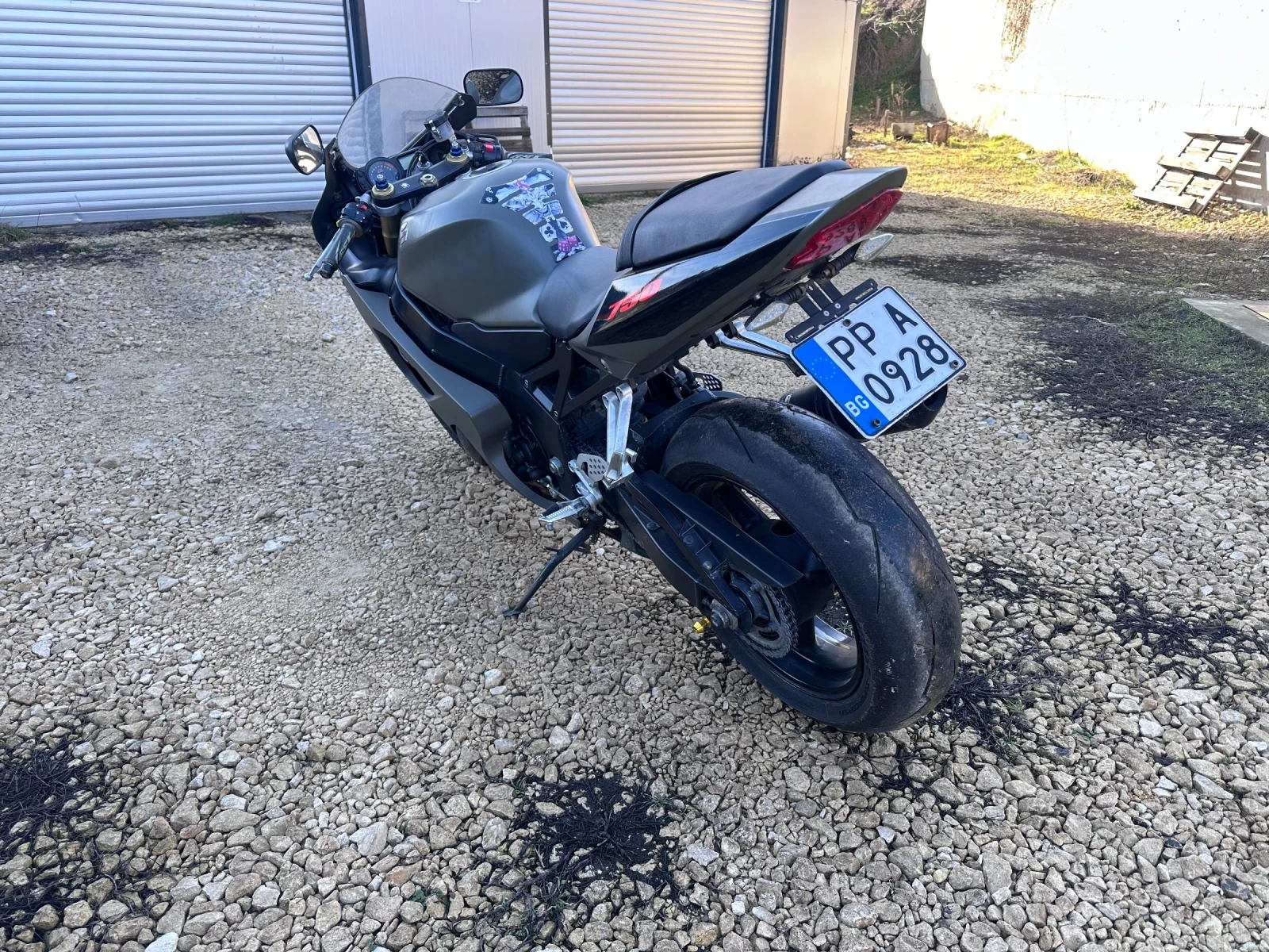 Suzuki Gsxr K4 750 - изображение 3