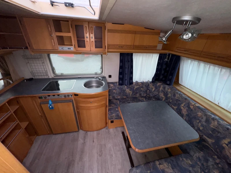 Каравана Adria Чисто нова, снимка 8 - Каравани и кемпери - 52487979