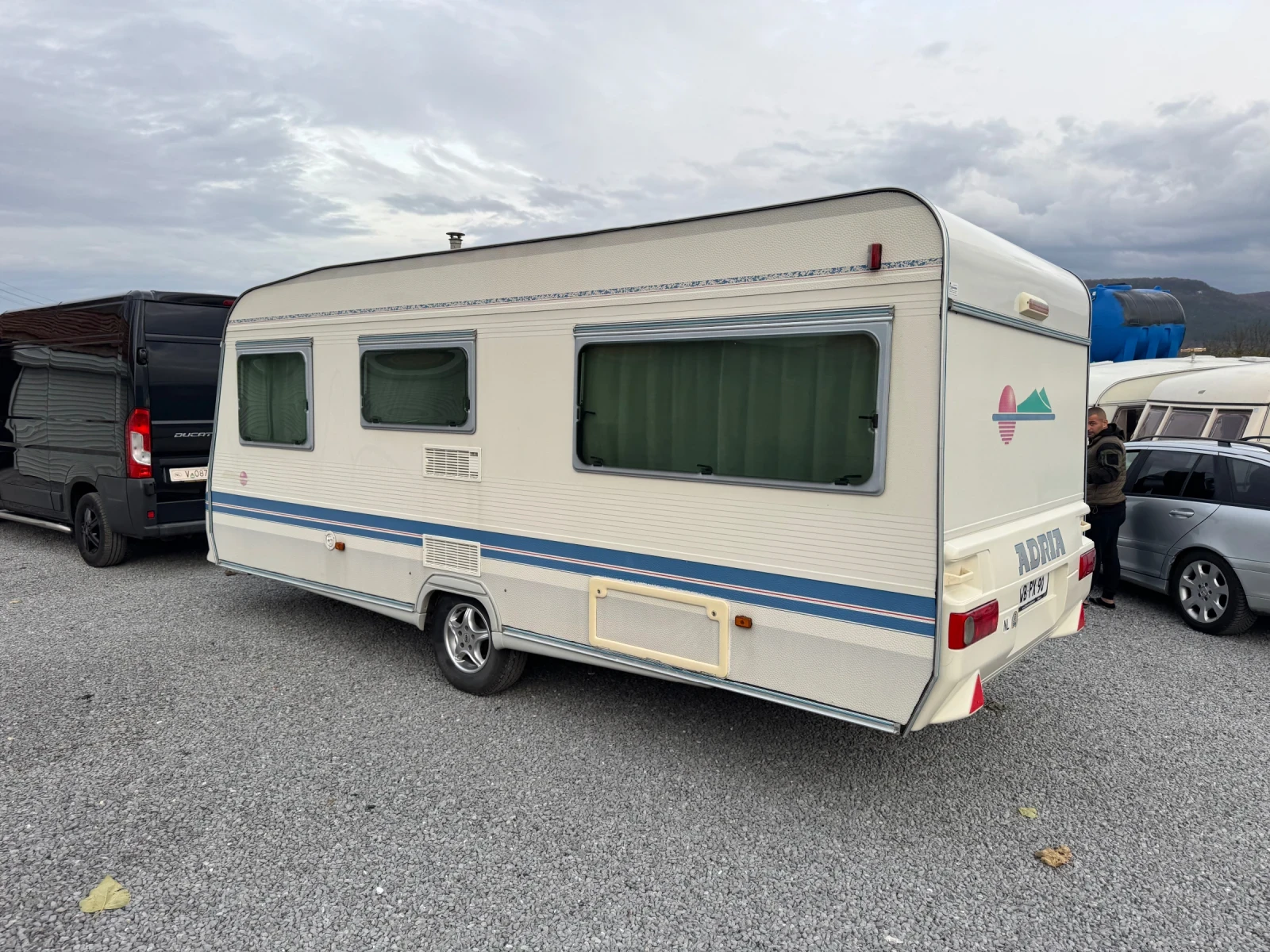 Каравана Adria Чисто нова - изображение 5