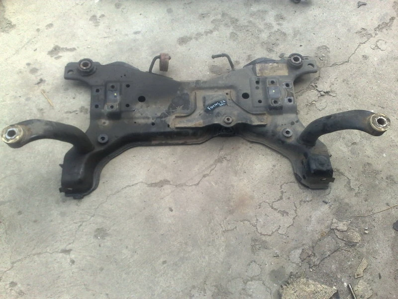 преден мост за Форд Фокус 1.6i 07г. автоматик (хечбек)