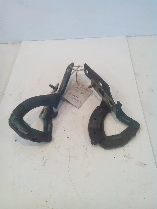 Панти преден капак Рено Меган зелен