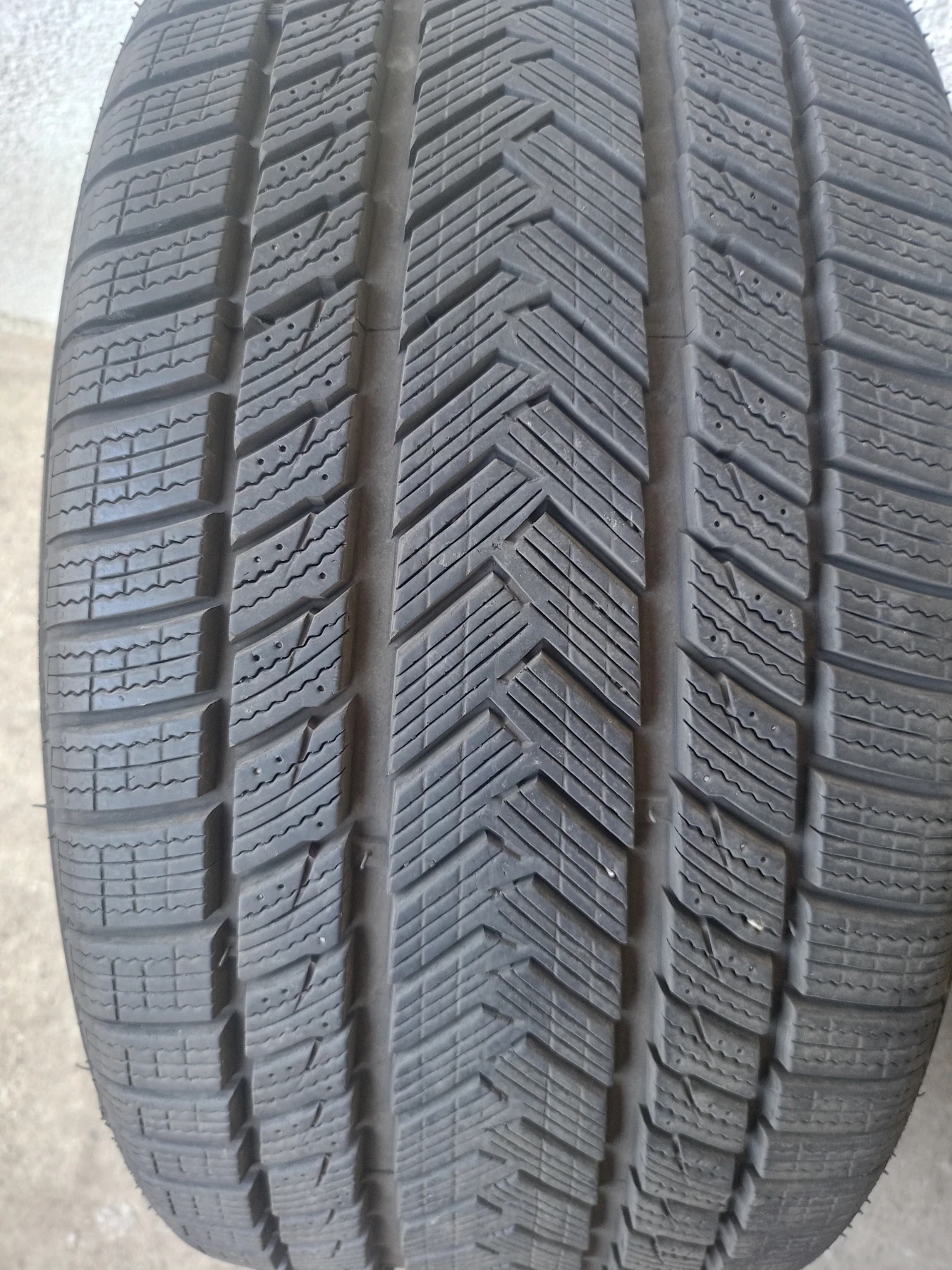  225/40R18 | Mobile.bg   4