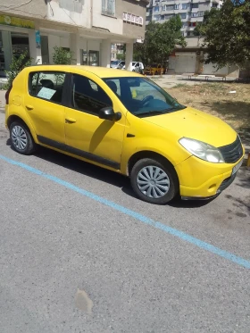 Обява за продажба на Dacia Sandero ~2 700 лв. - изображение 1