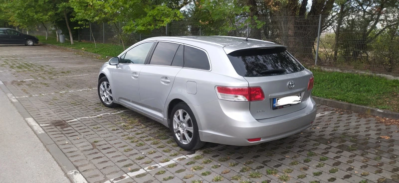 Toyota Avensis 2.0 D4D 126к.с., снимка 2 - Автомобили и джипове - 46983209