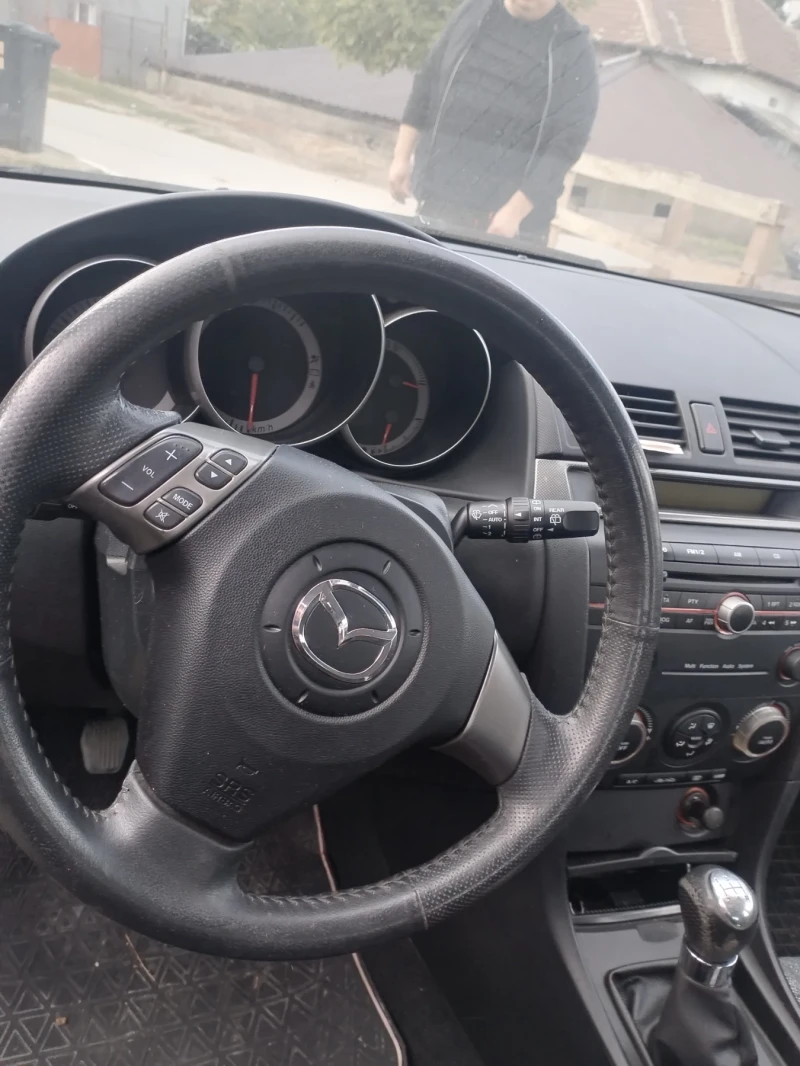 Mazda 3, снимка 2 - Автомобили и джипове - 47881133