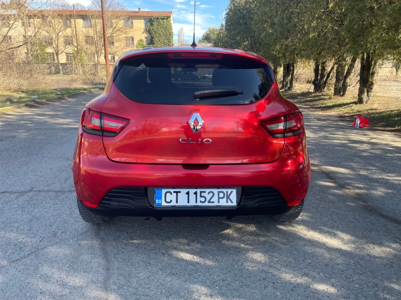 Renault Clio 1.2, снимка 6 - Автомобили и джипове - 49415764