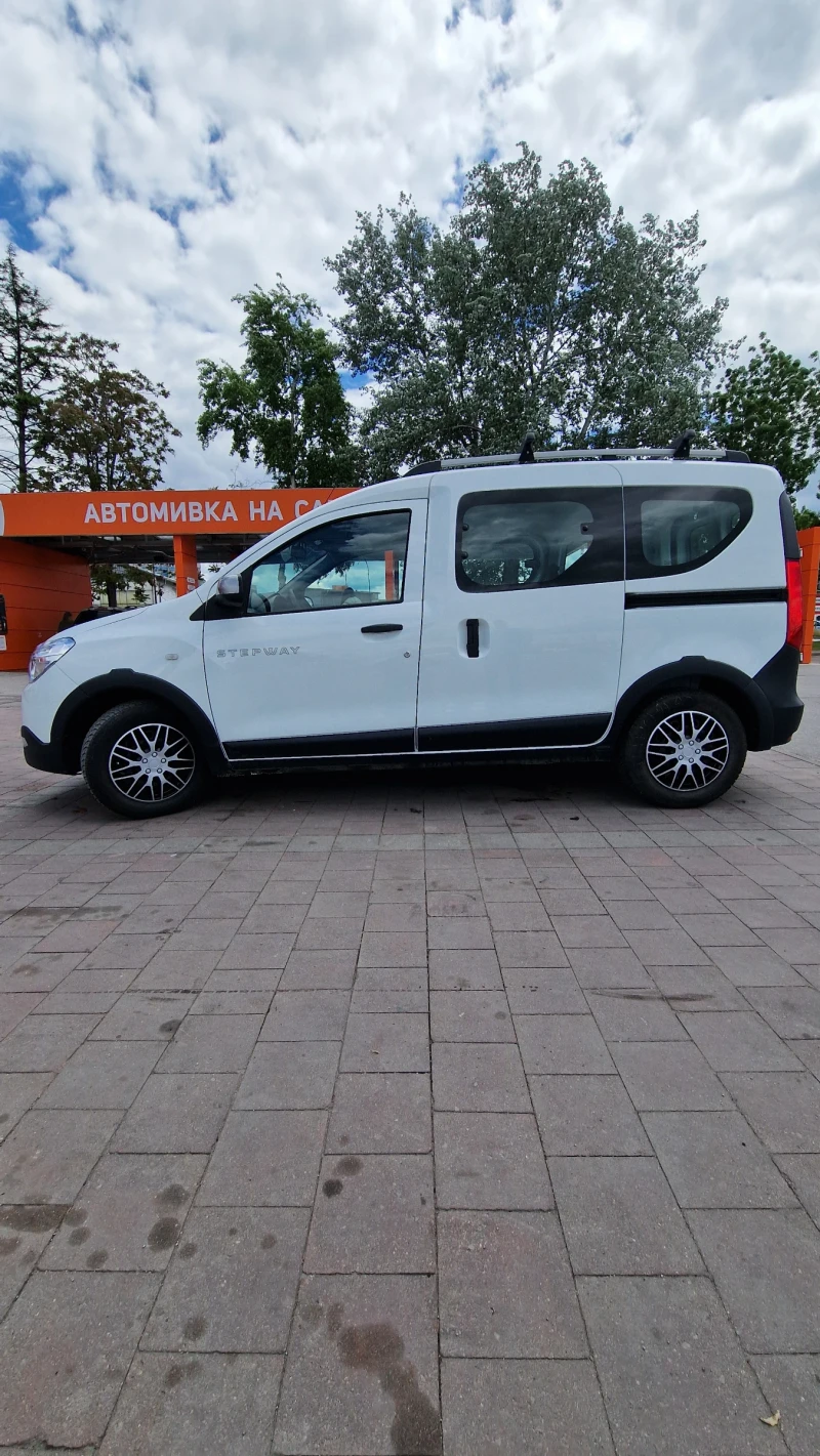 Dacia Dokker STEPWAY 1.5 blue dci, снимка 8 - Автомобили и джипове - 52473160