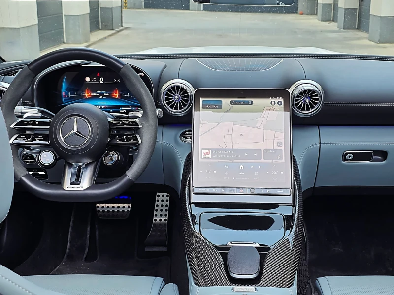 Mercedes-Benz SL 63 AMG Mercedes-AMG SL63 4MATIC+ | Cerami| Full Extras | , снимка 9 - Автомобили и джипове - 50795943