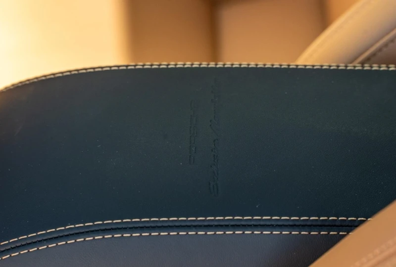 Porsche 911 992.2 GT3 TOURING/FACE/EXCLUSIV/CARBON/BOSE/MATRIX, снимка 15 - Автомобили и джипове - 51922589