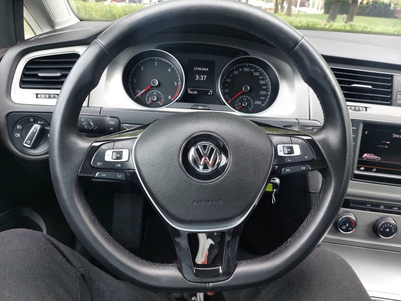VW Golf 7 1, 6TDI 110ps NAVI, снимка 10 - Автомобили и джипове - 51944627
