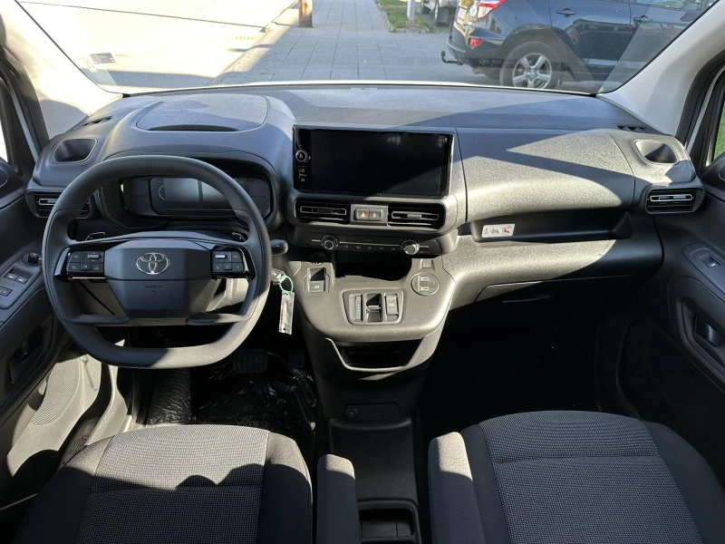 Toyota Proace City L2 Crew Cab, снимка 11 - Автомобили и джипове - 52295720