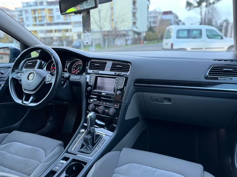 VW Golf 2.0 TDI Пълна сервизна история, снимка 11 - Автомобили и джипове - 52860234