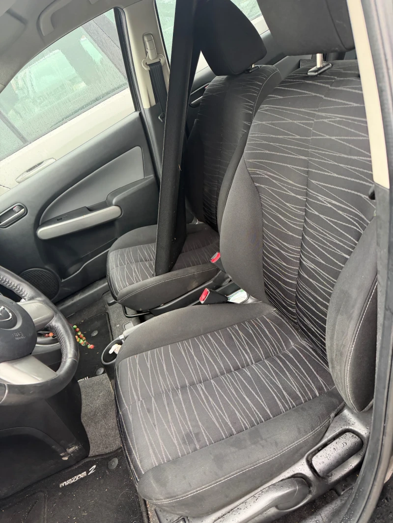 Mazda 2 1, 3i 86, снимка 4 - Автомобили и джипове - 53286134