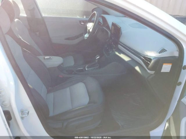 Hyundai Ioniq HYBRID LIMITED | Mobile.bg   12