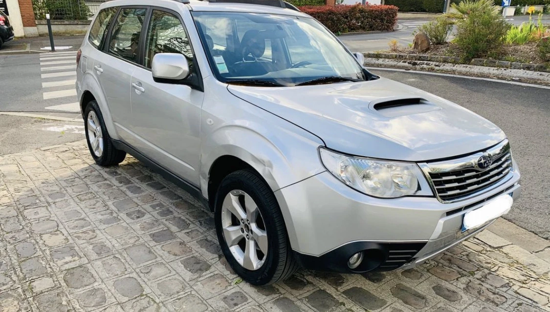 Subaru Forester 2.0, снимка 1