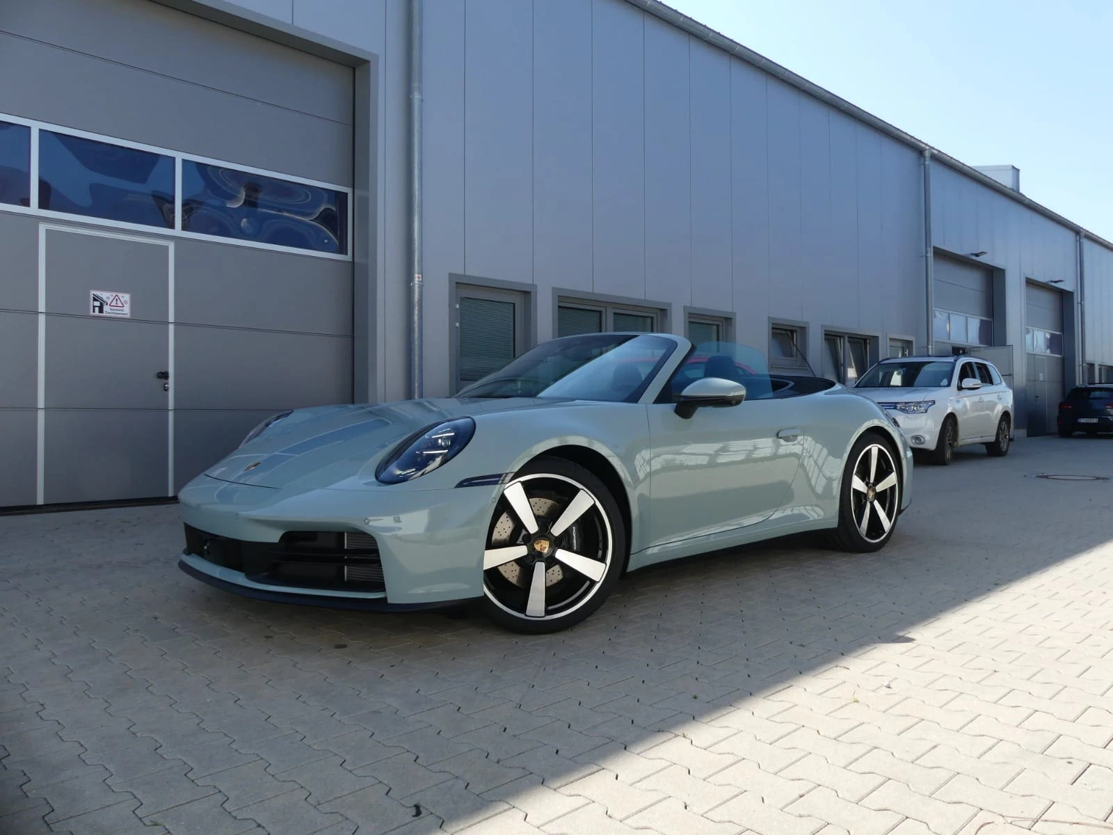 Porsche 911 992.2  | Mobile.bg — изображение 1