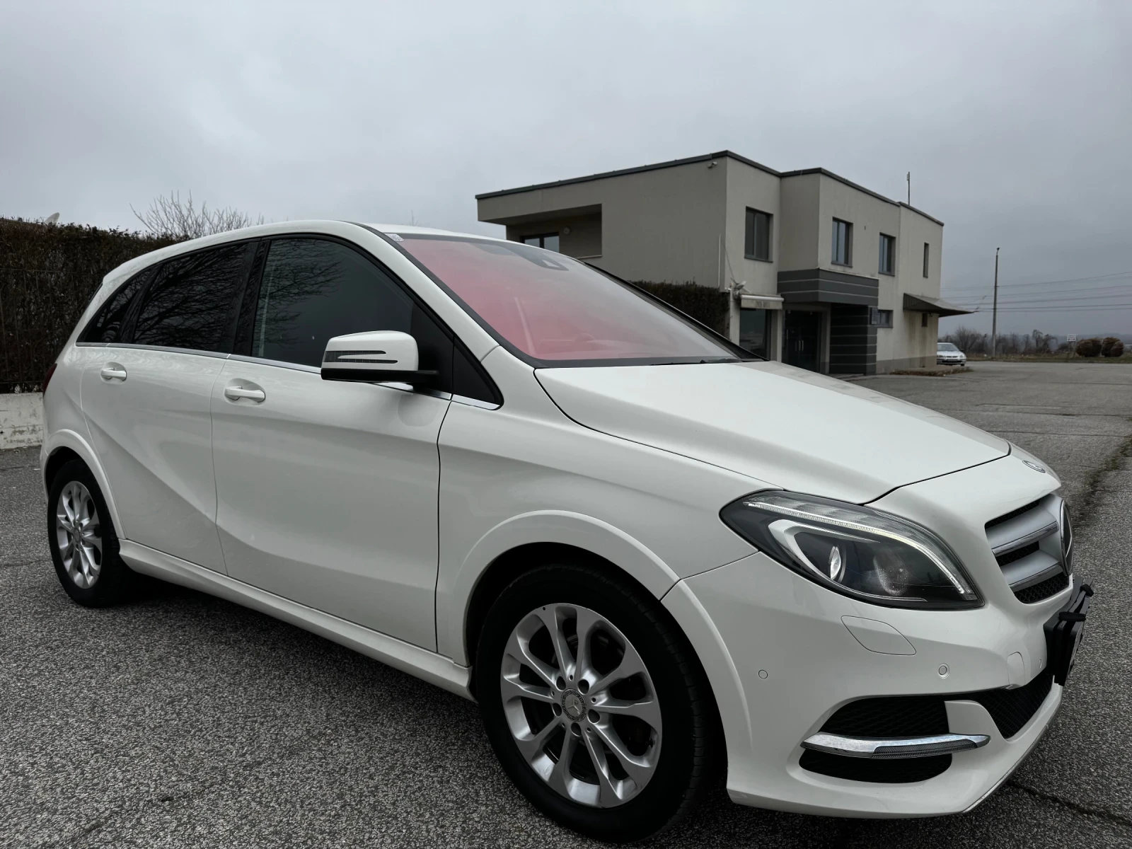 Mercedes-Benz B 250 B250e - изображение 6