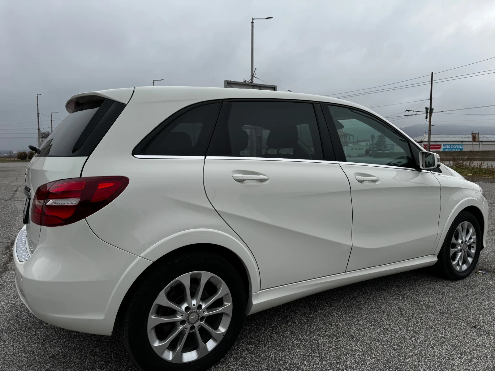 Mercedes-Benz B 250 B250e - изображение 4