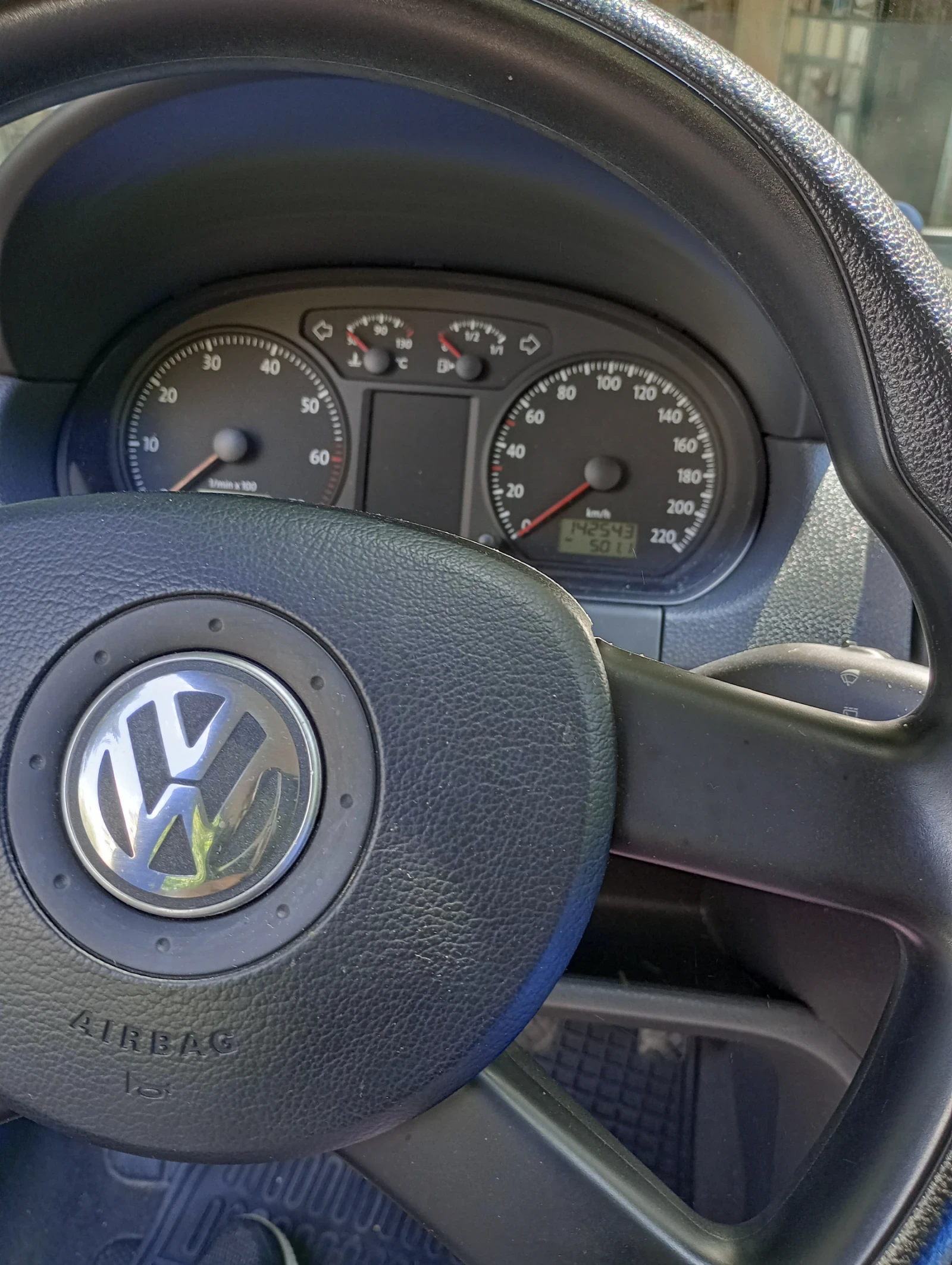 VW Polo  - изображение 10