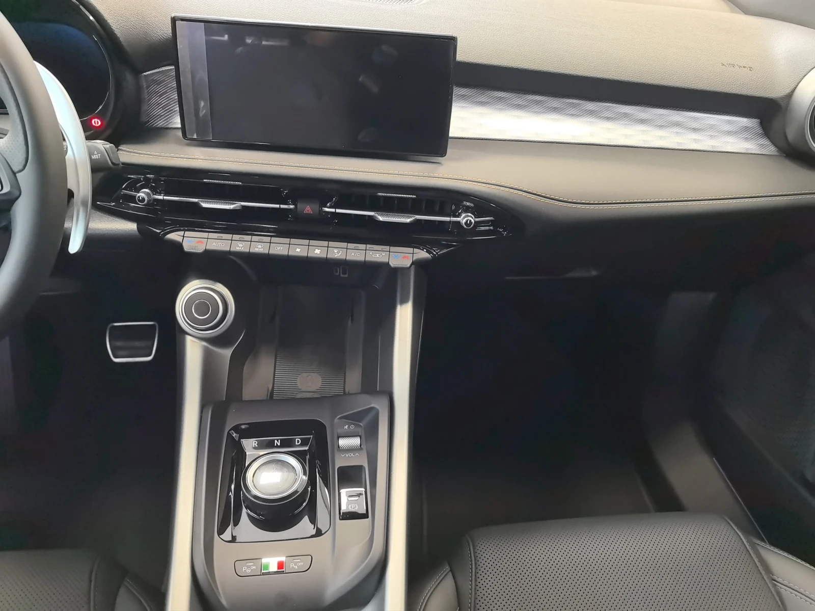 Alfa Romeo Tonale VELOCE 1.5 e-Hybrid 7-DCT 160Hp - изображение 10