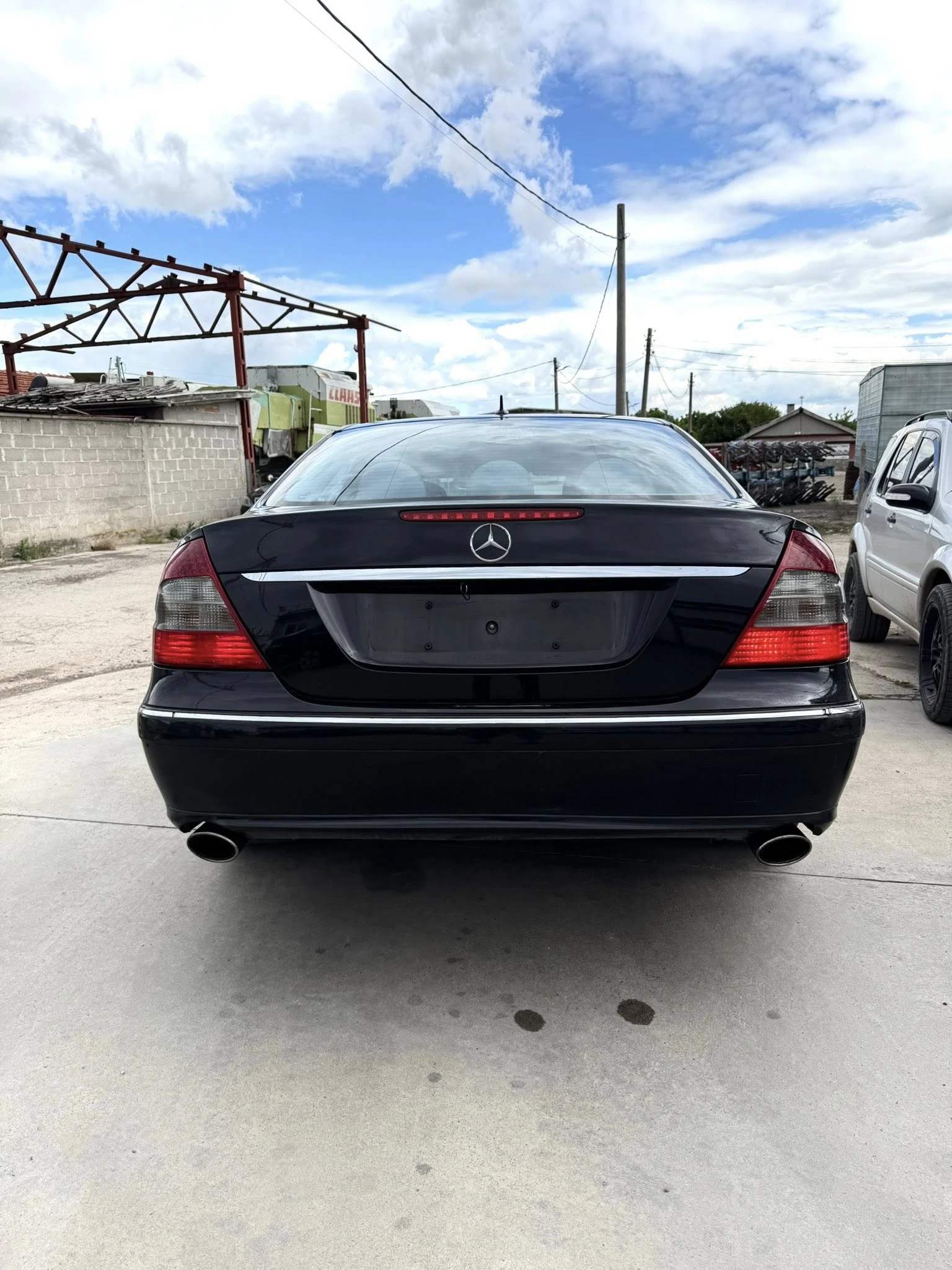 Mercedes-Benz E 320 !НА ЧАСТИ!-НАД 100БР НА ЧАСТИ! - изображение 4