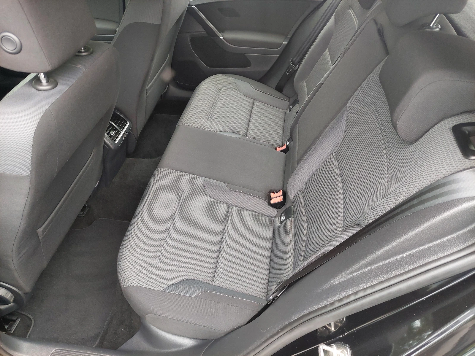 VW Golf 7 1, 6TDI 110ps NAVI - изображение 8