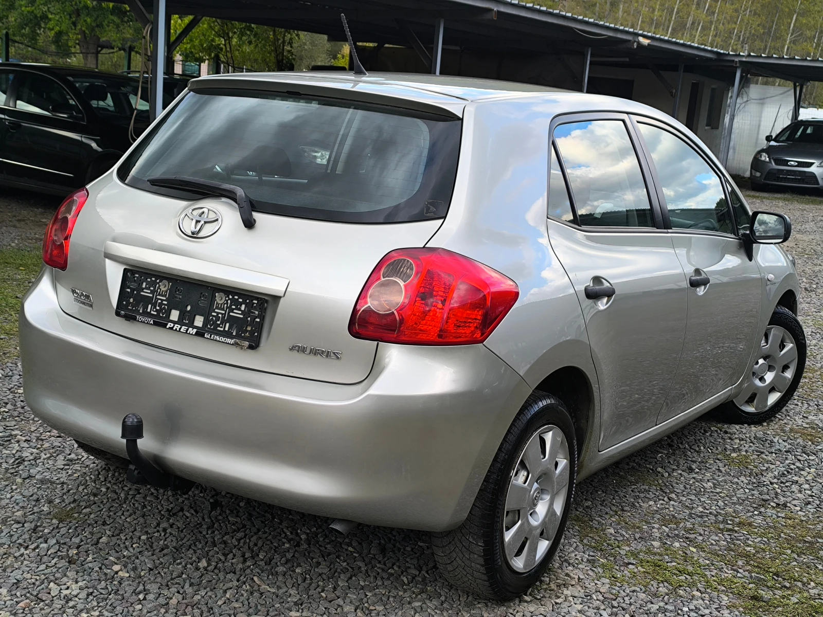 Toyota Auris -1.4D4D-90кс-КЛИМАТИК- - изображение 3