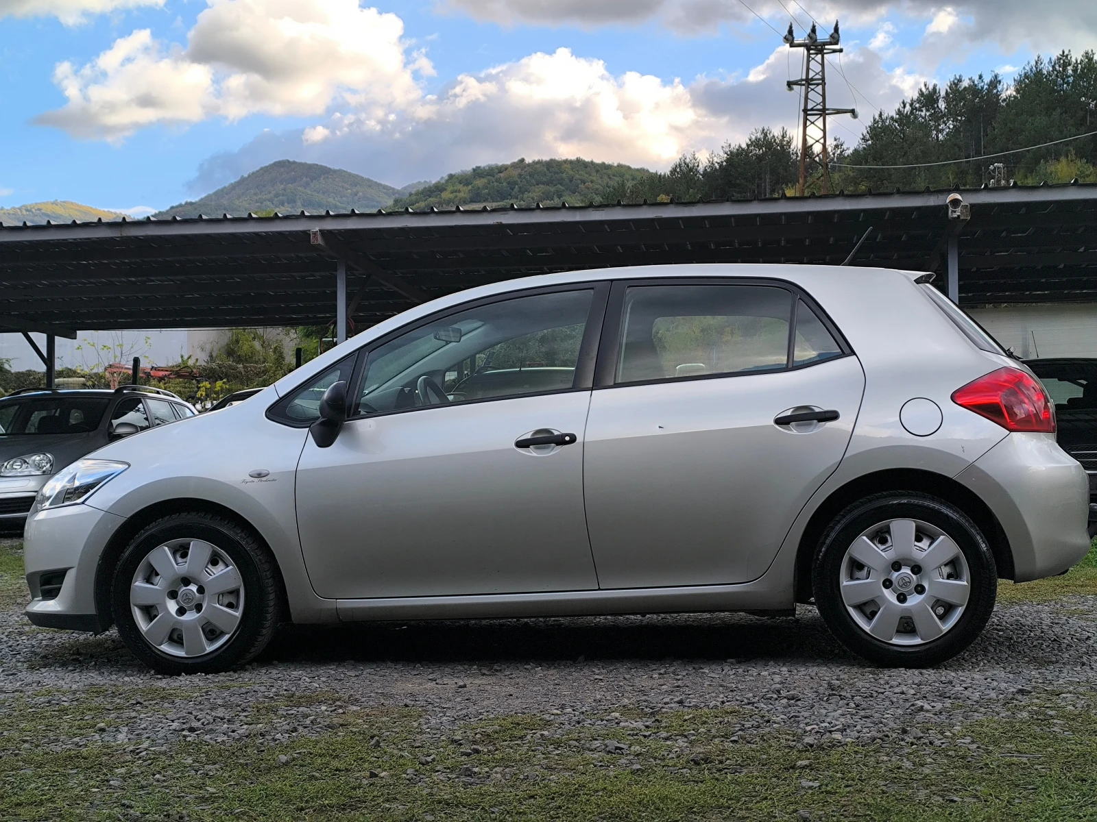 Toyota Auris -1.4D4D-90кс-КЛИМАТИК- - изображение 6