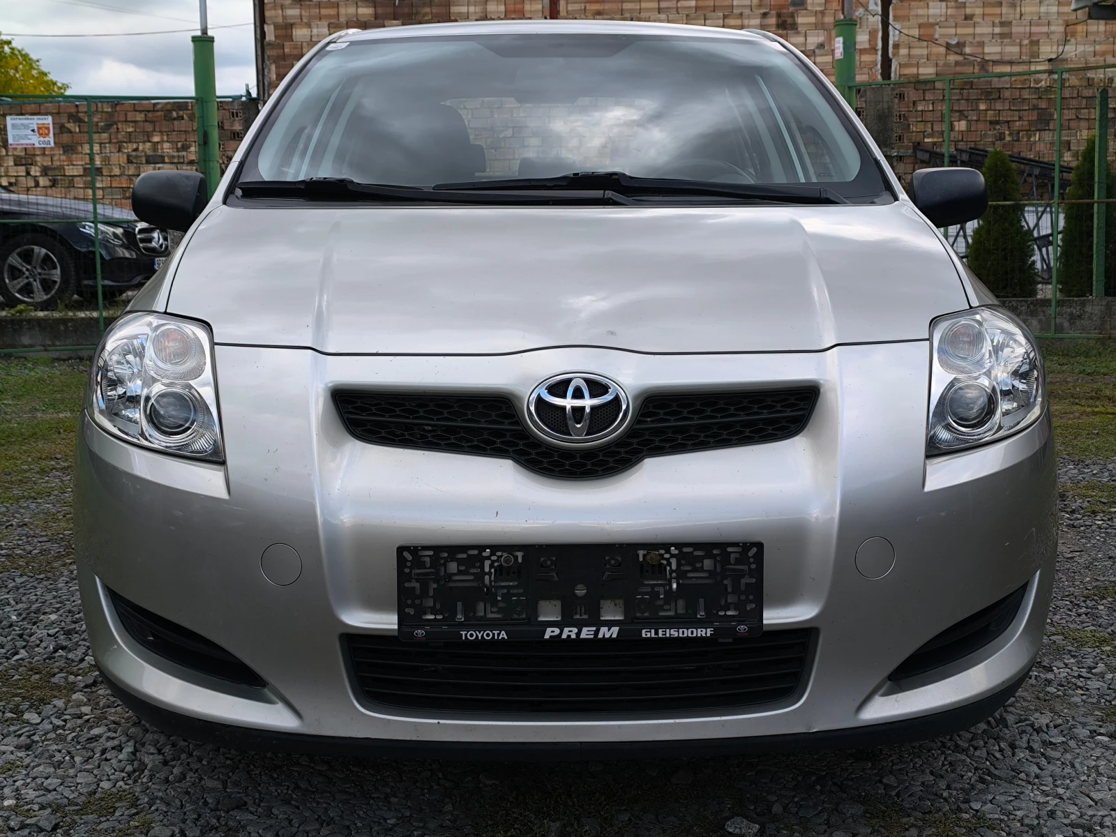 Toyota Auris -1.4D4D-90кс-КЛИМАТИК- - изображение 8