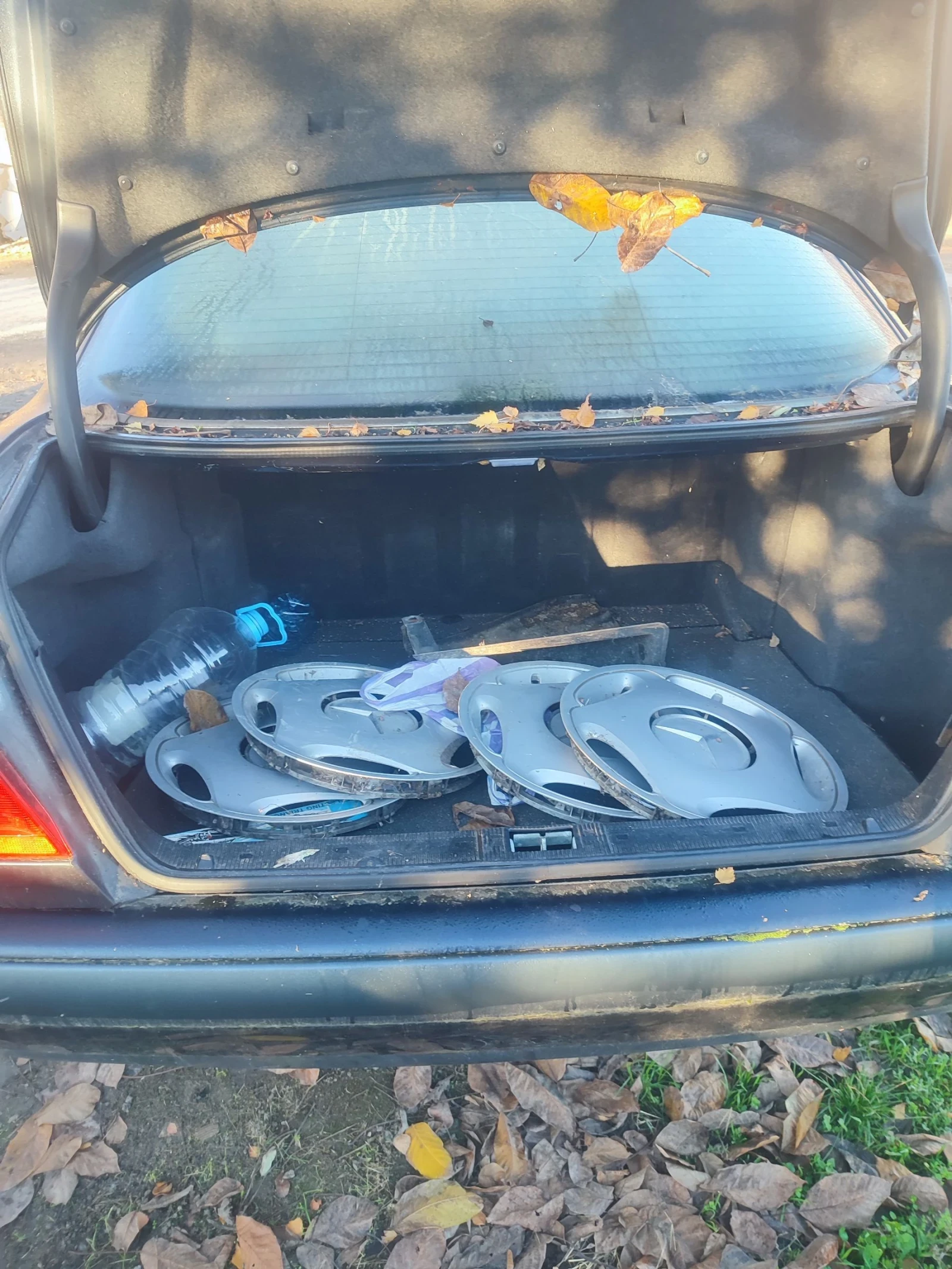 Mercedes-Benz E 230 CLASSIC Цяла или на части - изображение 6