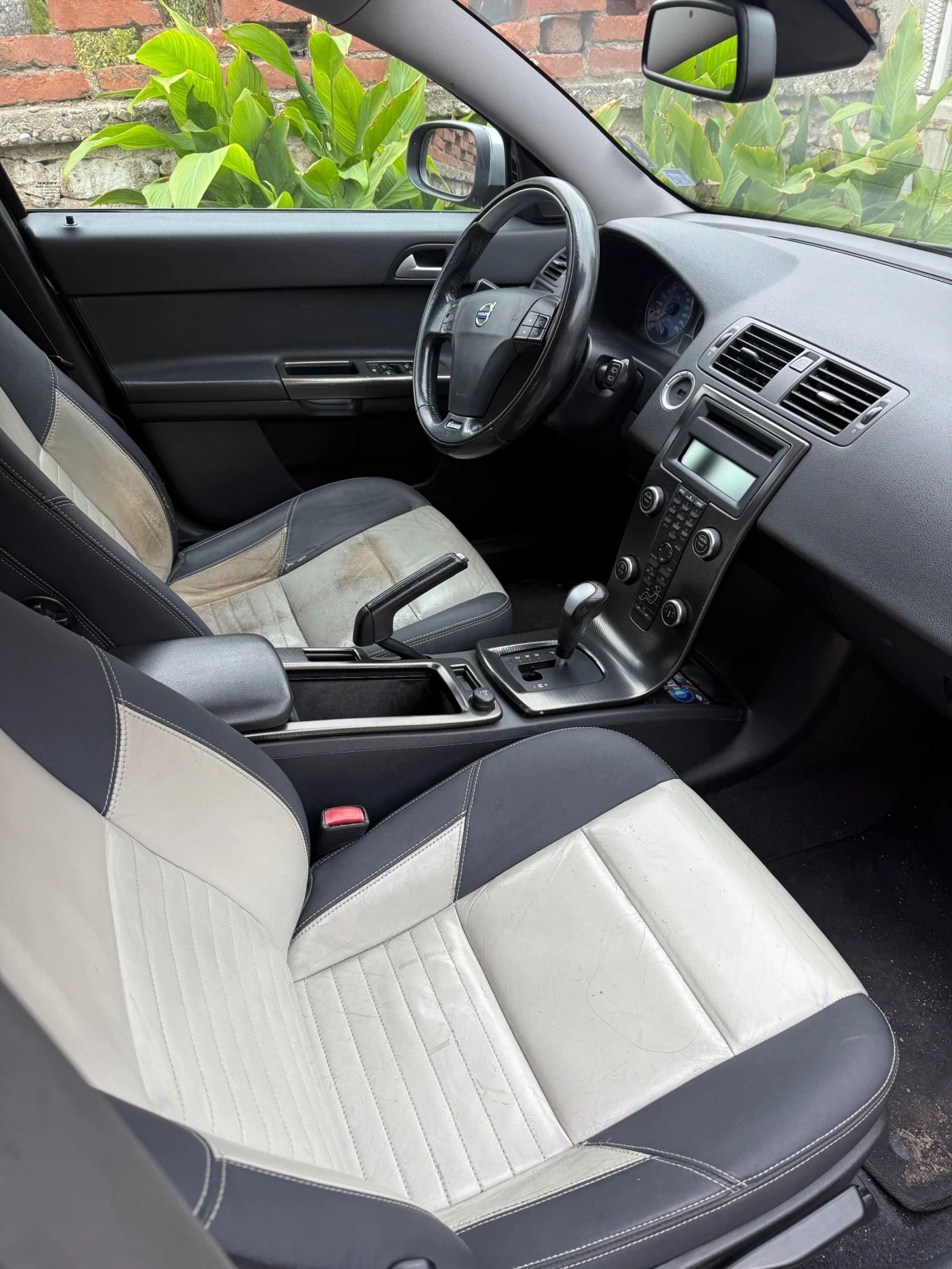 Volvo V50 R-Design - изображение 5