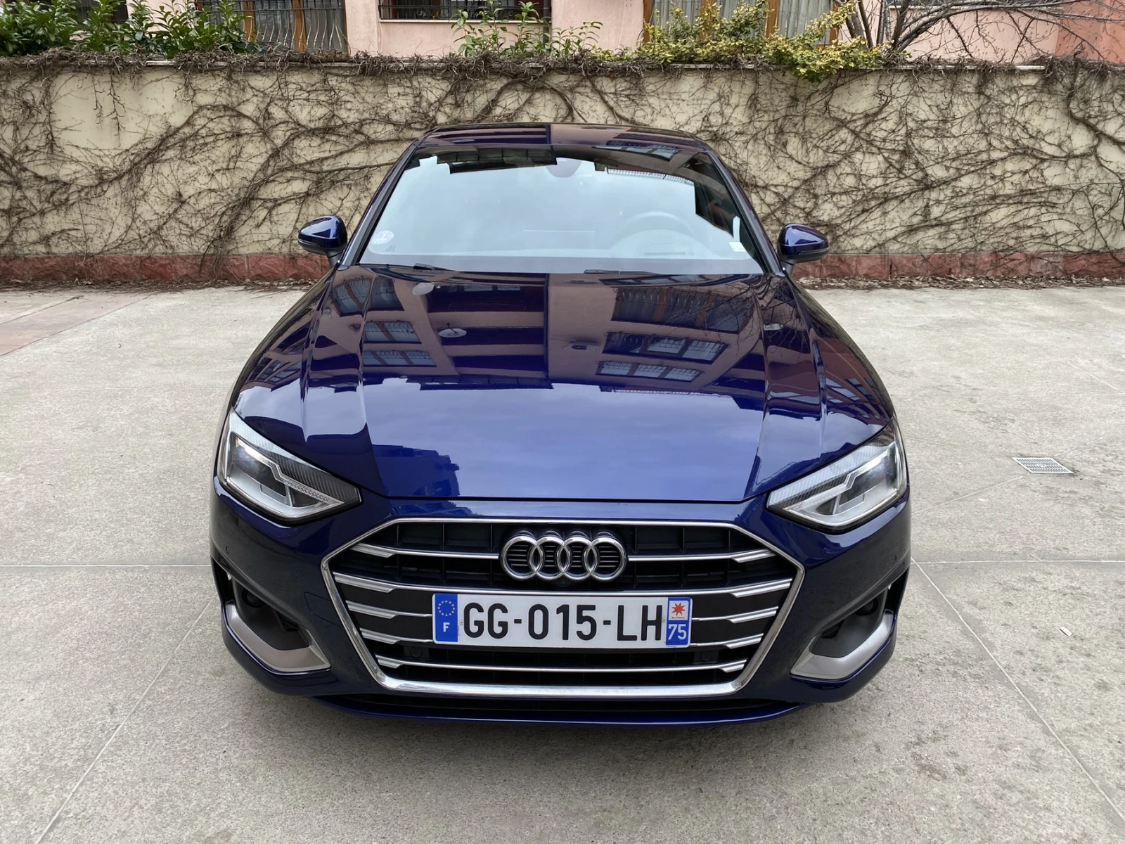 Audi A4 2.0 TFSI /Design/Matrix/Head Up , снимка 2 - Автомобили и джипове - 53065288