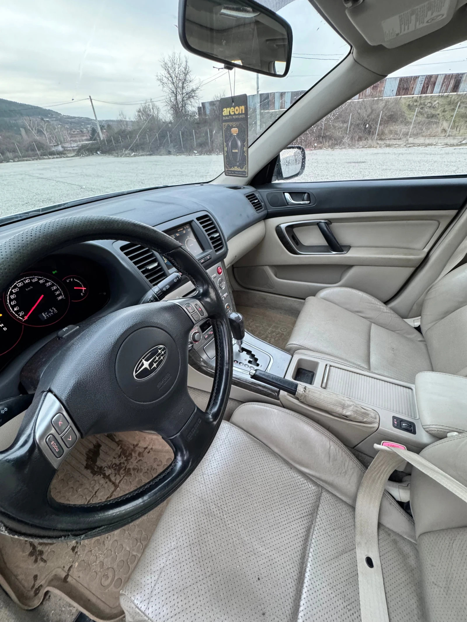 Subaru Legacy 3.0i 4x4 H6 - изображение 6