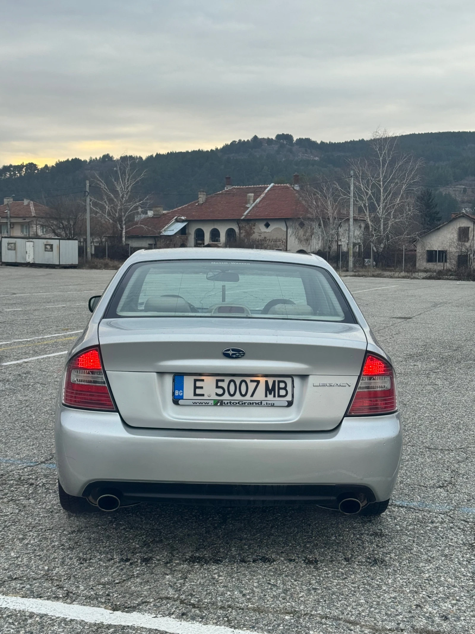 Subaru Legacy 3.0i 4x4 H6 - изображение 5