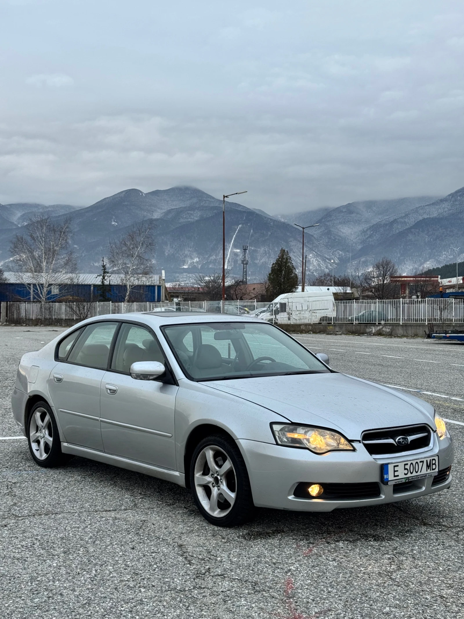 Subaru Legacy 3.0i 4x4 H6 - изображение 2