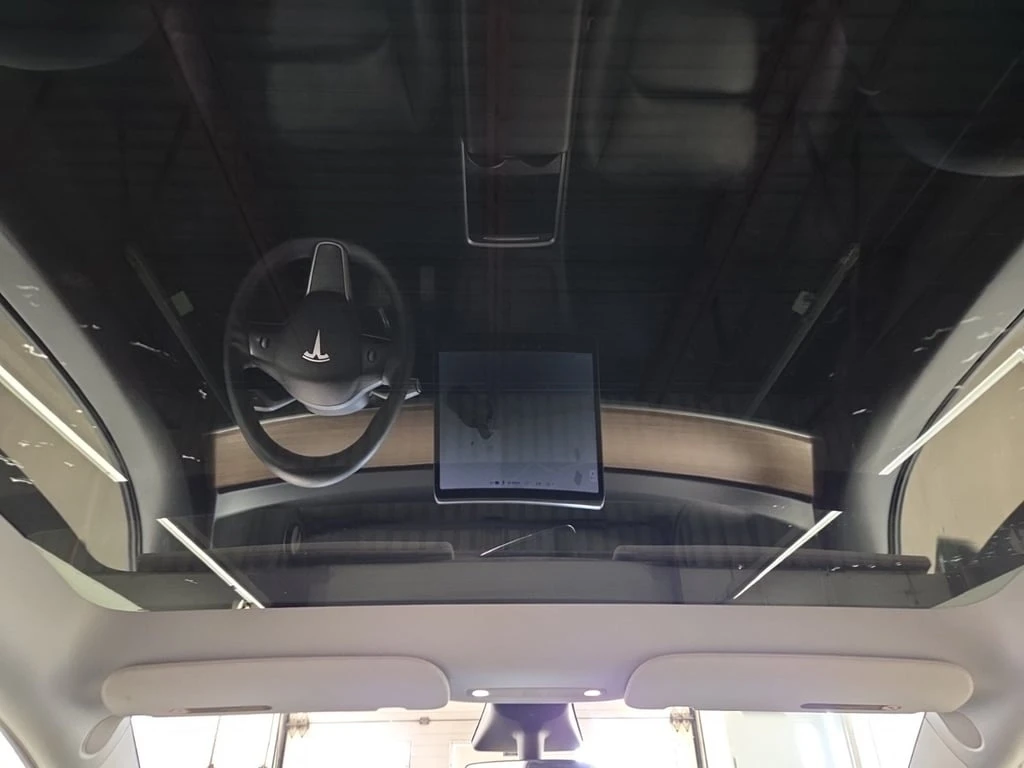 Tesla Model Y * LONG RANGE * CARFAX * ��� ������������ ������ | Mobile.bg � ����������� 13