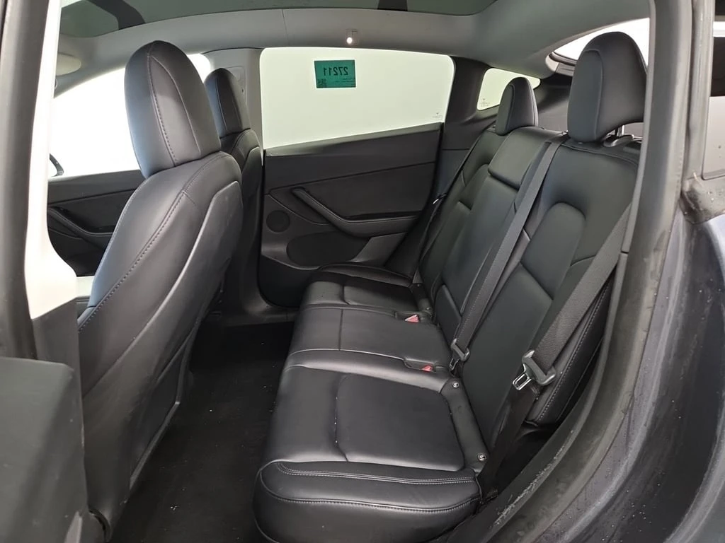 Tesla Model Y * LONG RANGE * CARFAX * ��� ������������ ������ | Mobile.bg � ����������� 12