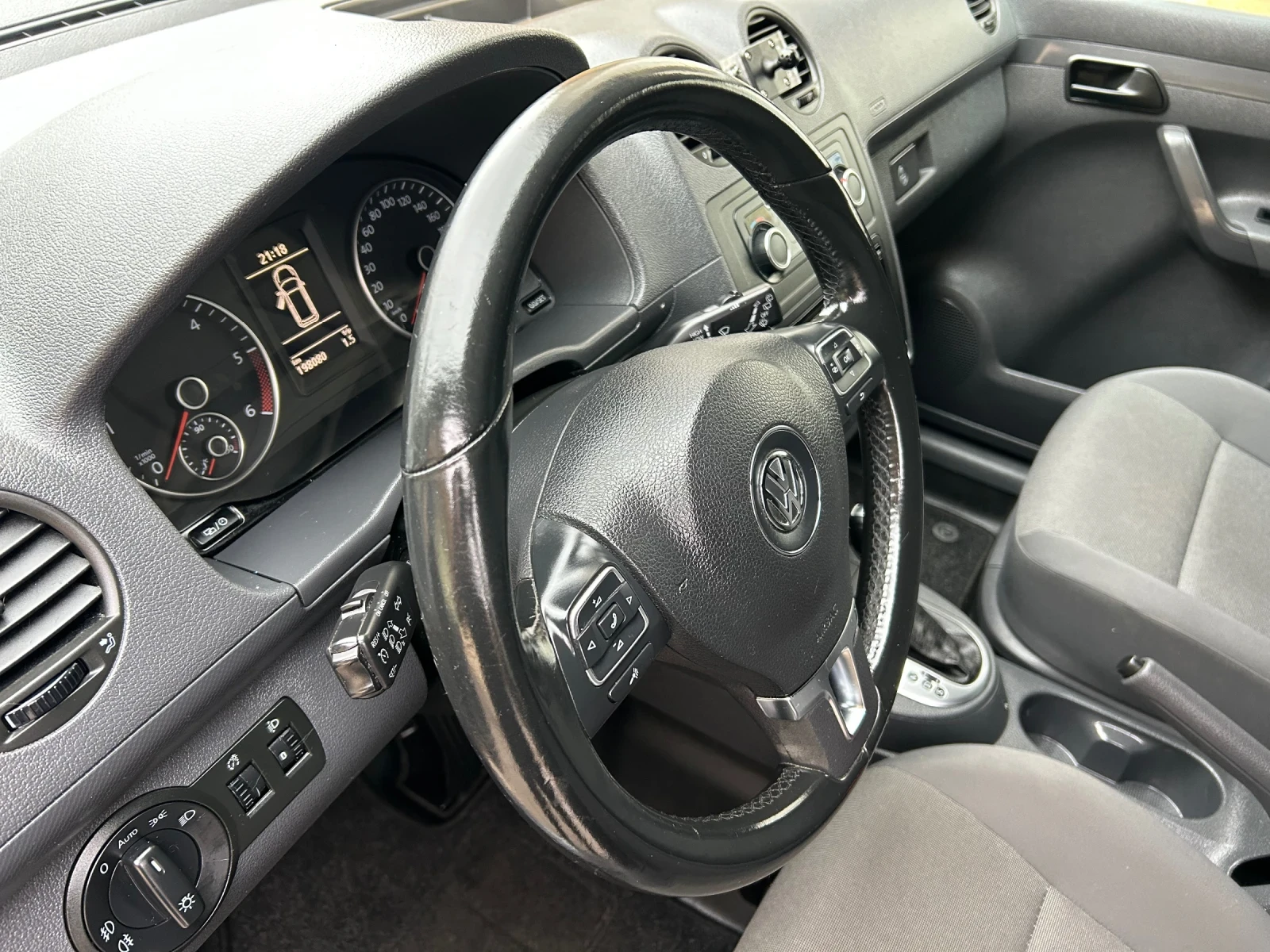 VW Caddy 1.6TDI LONG DSG  | Mobile.bg � ����������� 10