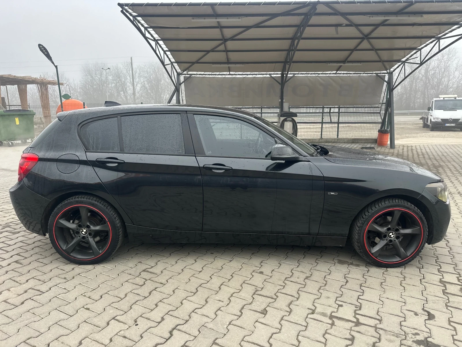 BMW 118 Black Edition  - изображение 4