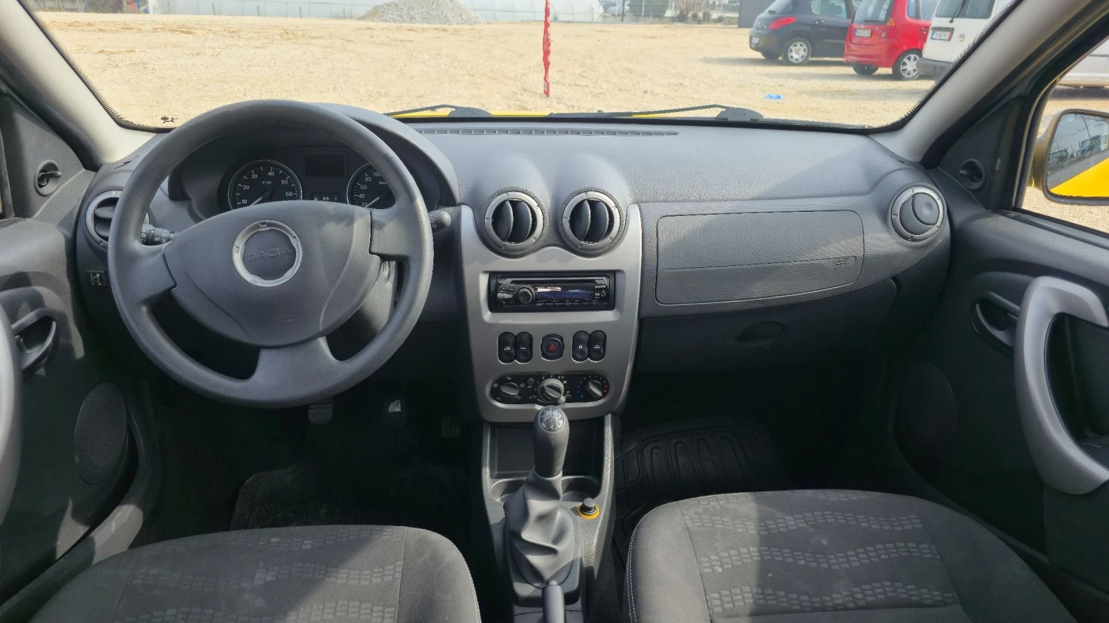 Dacia Sandero 1.6 8V, снимка 6 - Автомобили и джипове - 53708550