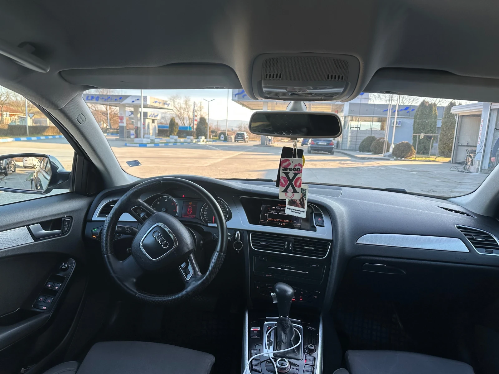 Audi A4, снимка 9 - Автомобили и джипове - 53760266