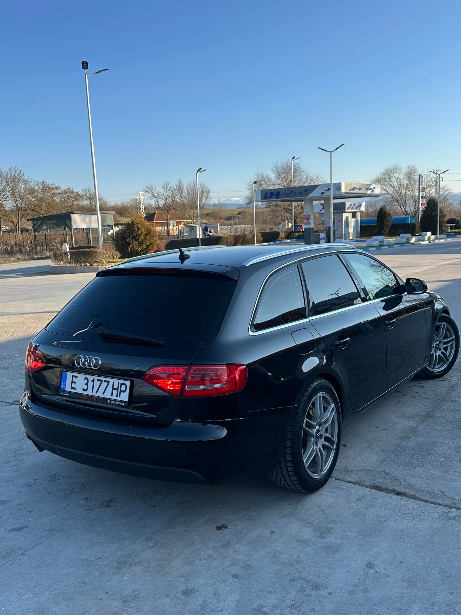 Audi A4, снимка 3 - Автомобили и джипове - 53760266