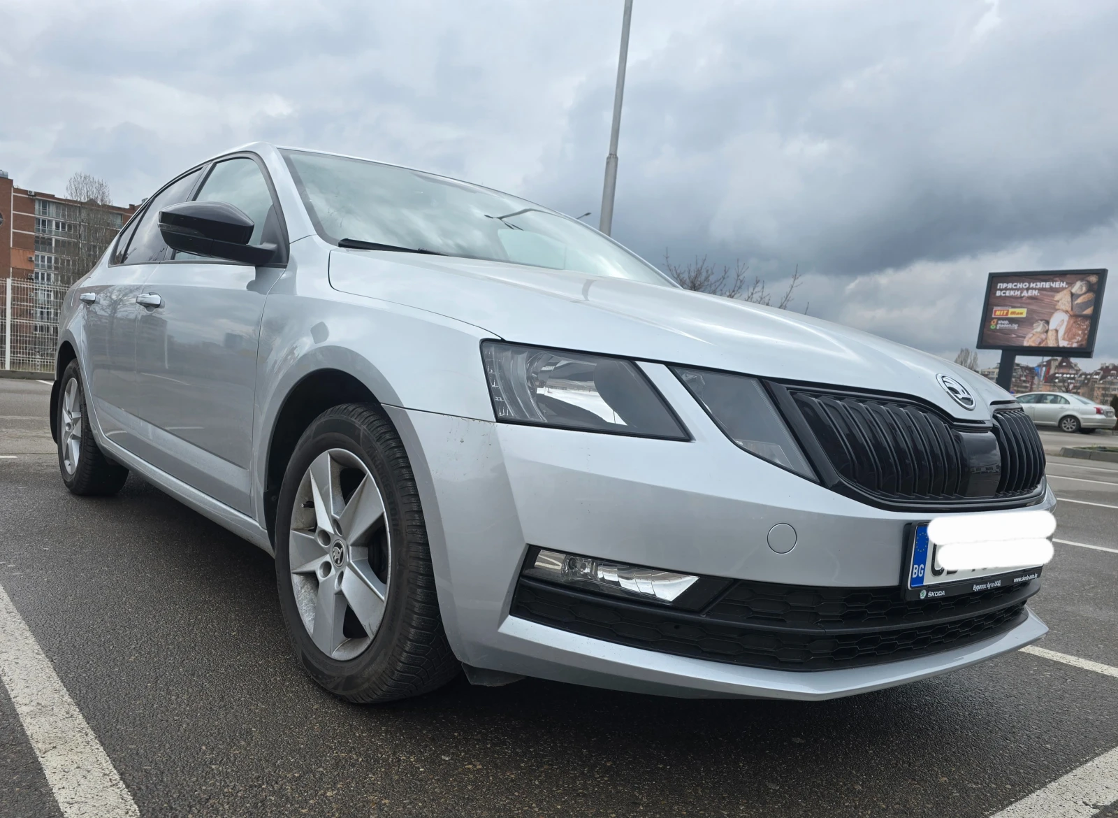Skoda Octavia 1.5 TSI 150 hp ACT 7-DSG, снимка 3 - Автомобили и джипове - 53897780